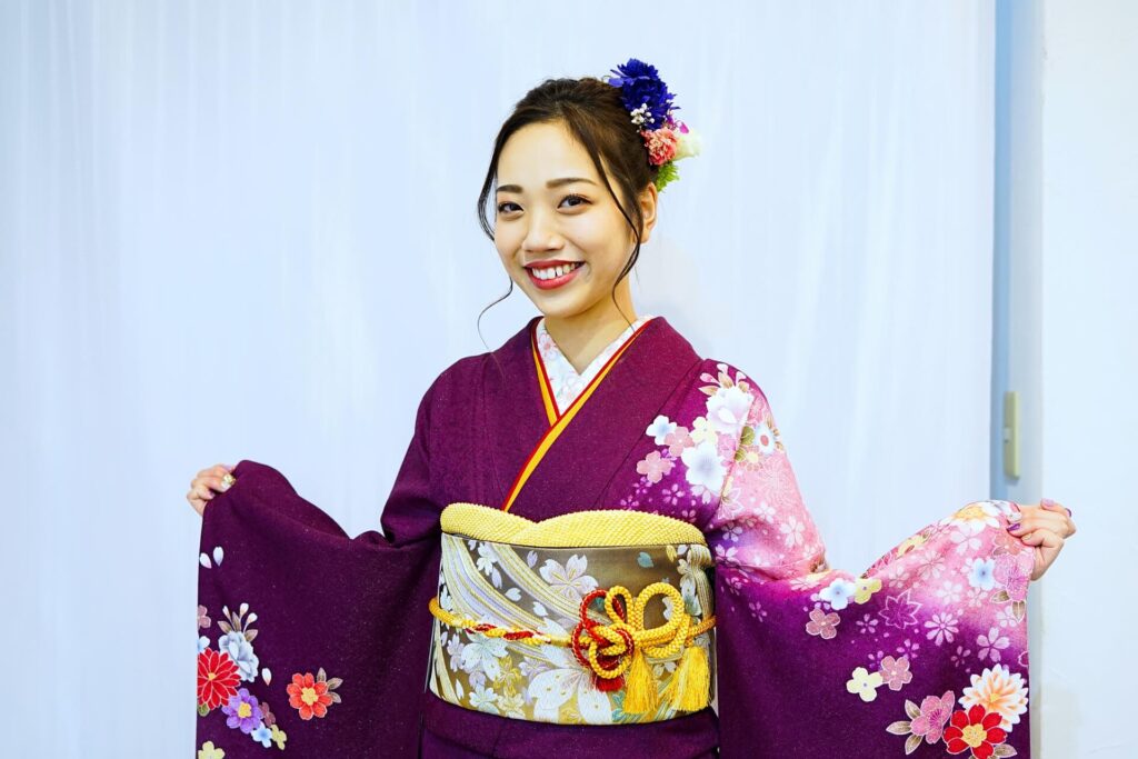 振袖で叶える私だけの世界観！地雷系スタイルで成人式を一番可愛く彩るのアイキャッチ画像